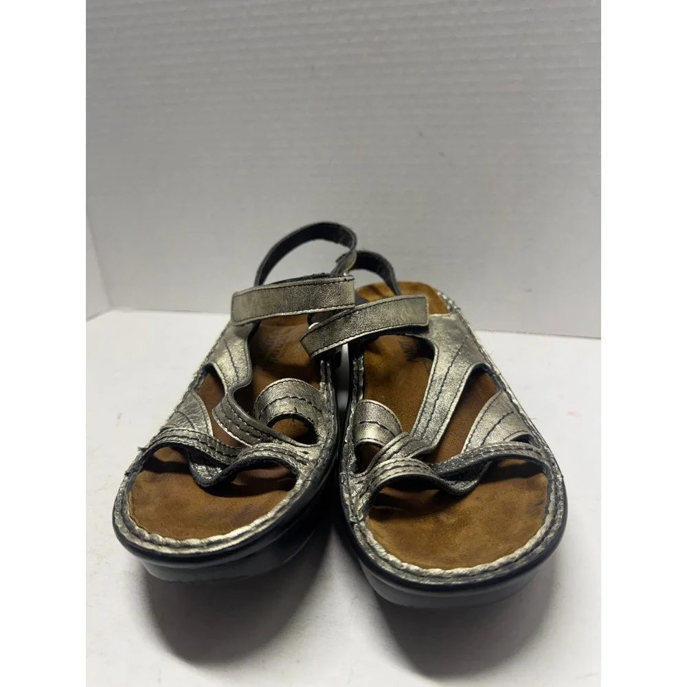 Naot metallic pewter